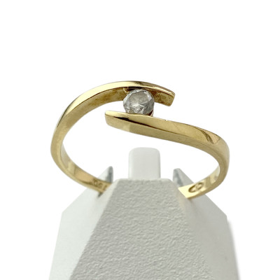 Pre-owned 14K yellow gold ring with zirconia - view 1