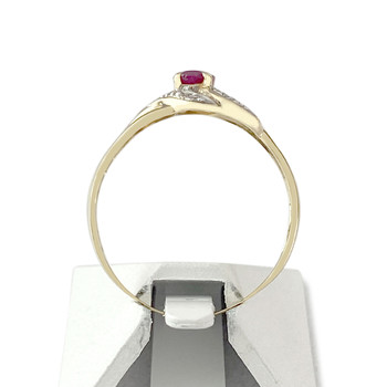 Tweedehands gouden ring 750 2 tonen robijn diamant