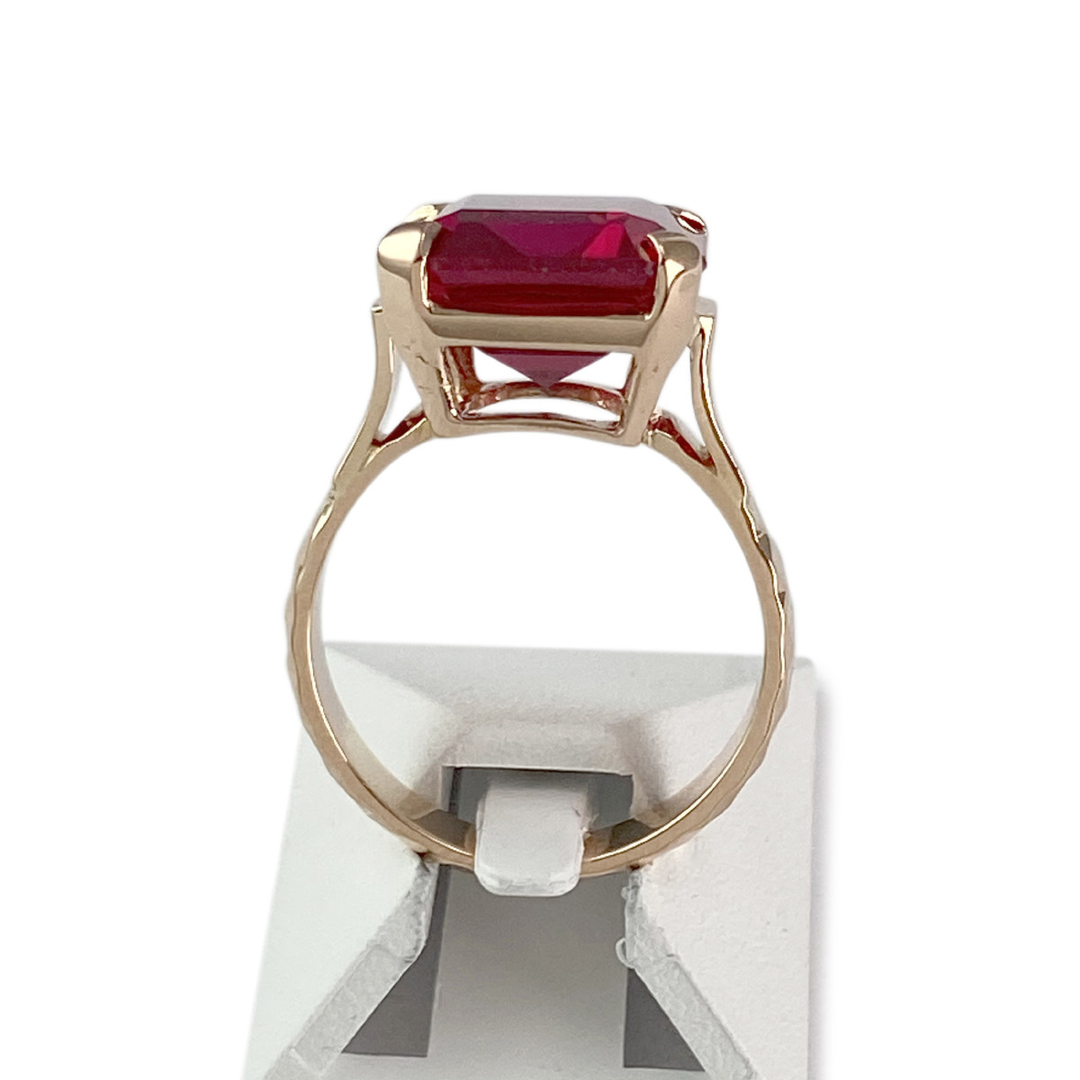 Bague d'occasion or 750 jaune rubis synthétique - vue 3