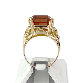 Tweedehands gouden ring 750 geel synthetisch korund