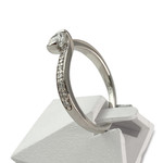 Tweedehands gouden ring 750 witte diamanten - bekijk 2.