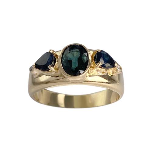 Pre-owned 750 gold ring with sapphires and diamonds