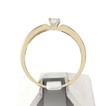 Solitaire tweedehands 2 goud 750 diamant