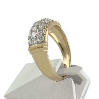 Tweedehands gouden ring 750 2 toon diamanten