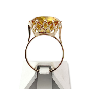 Tweedehands gouden ring 750 geel synthetisch korund