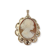 Pendentif d'occasion or 750 jaune camée coquille ovale