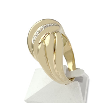 Tweedehands gouden ring 750 2 toon diamanten