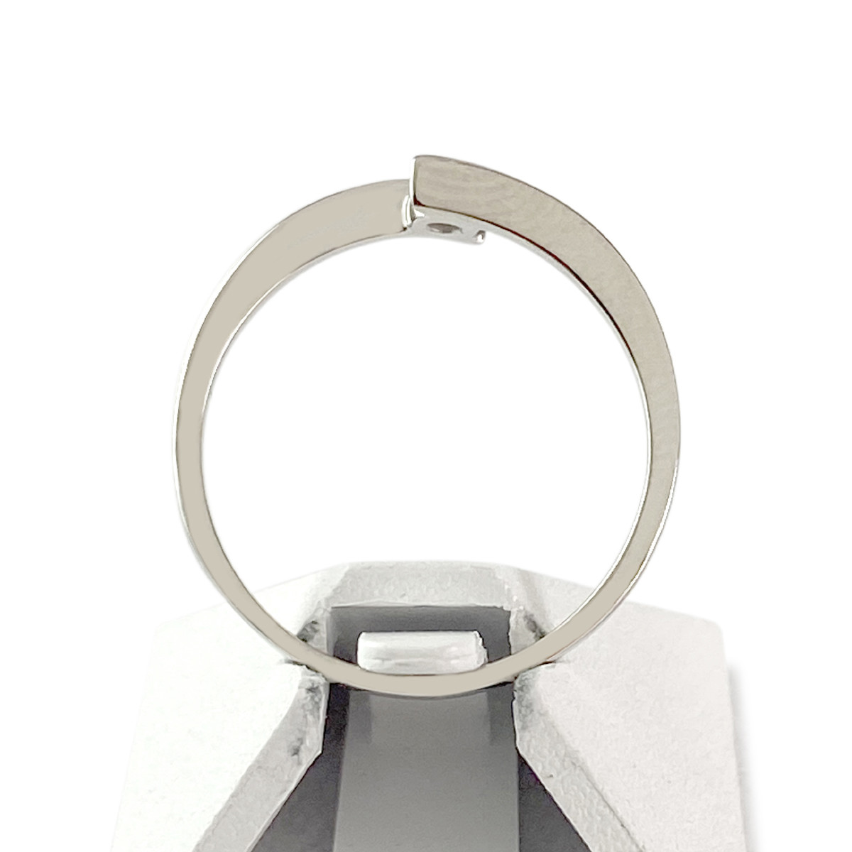 Solitaire d'occasion or 750 blanc diamant - vue 3