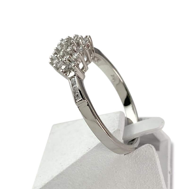 Bague d'occasion or 750 blanc diamants - vue 2