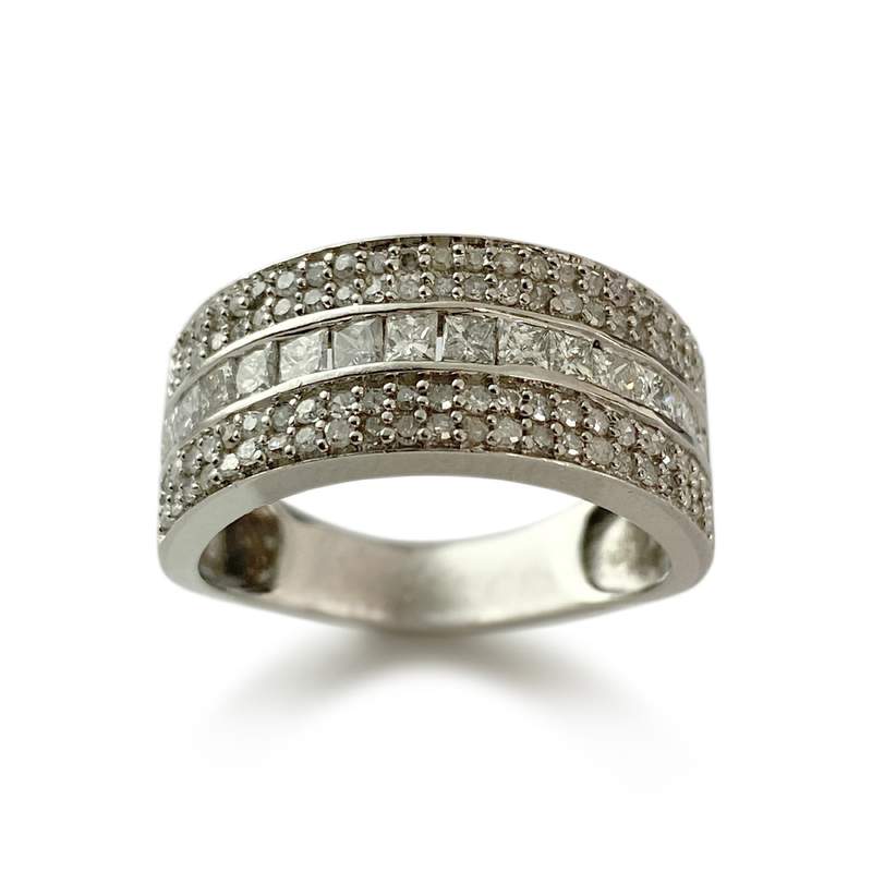 Bague d'occasion or 750 blanc diamants - vue 1