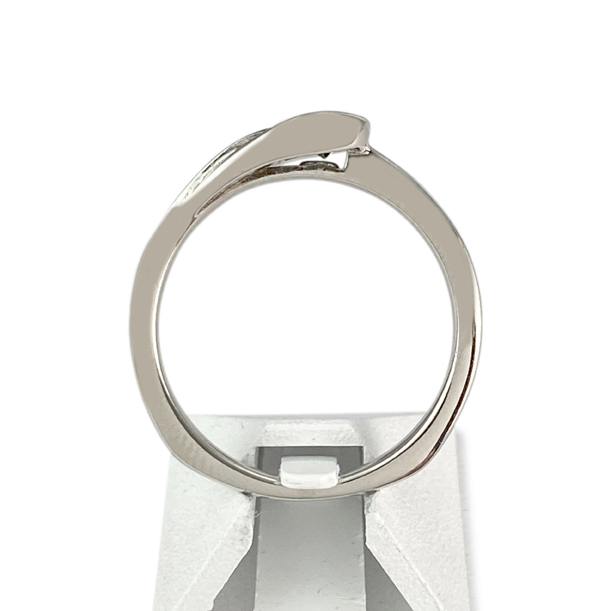 Bague d'occasion or 585 blanc diamants vert et blancs - vue 3