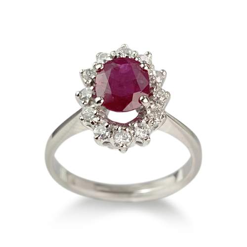 Bague d'occasion or 750 blanc rubis diamants
