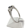 Bague d'occasion or 750 blanc saphir diamants - vue V2