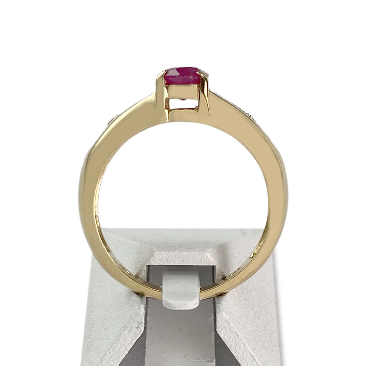 Second hand gold ring 750 yellow ruby diamonds - view 3