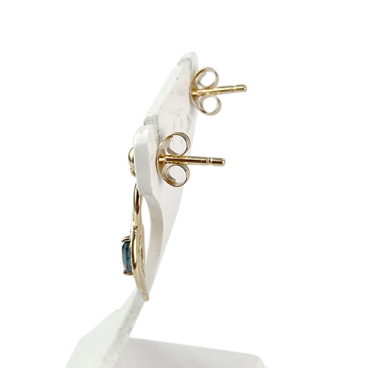 Boucles d'oreilles pendants or 750 2 tons saphirs diamants - vue 2