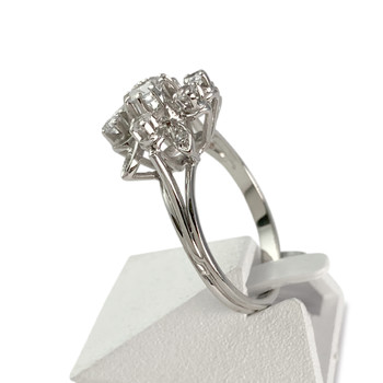 Tweedehands ring goud 750 wit synthetische stenen
