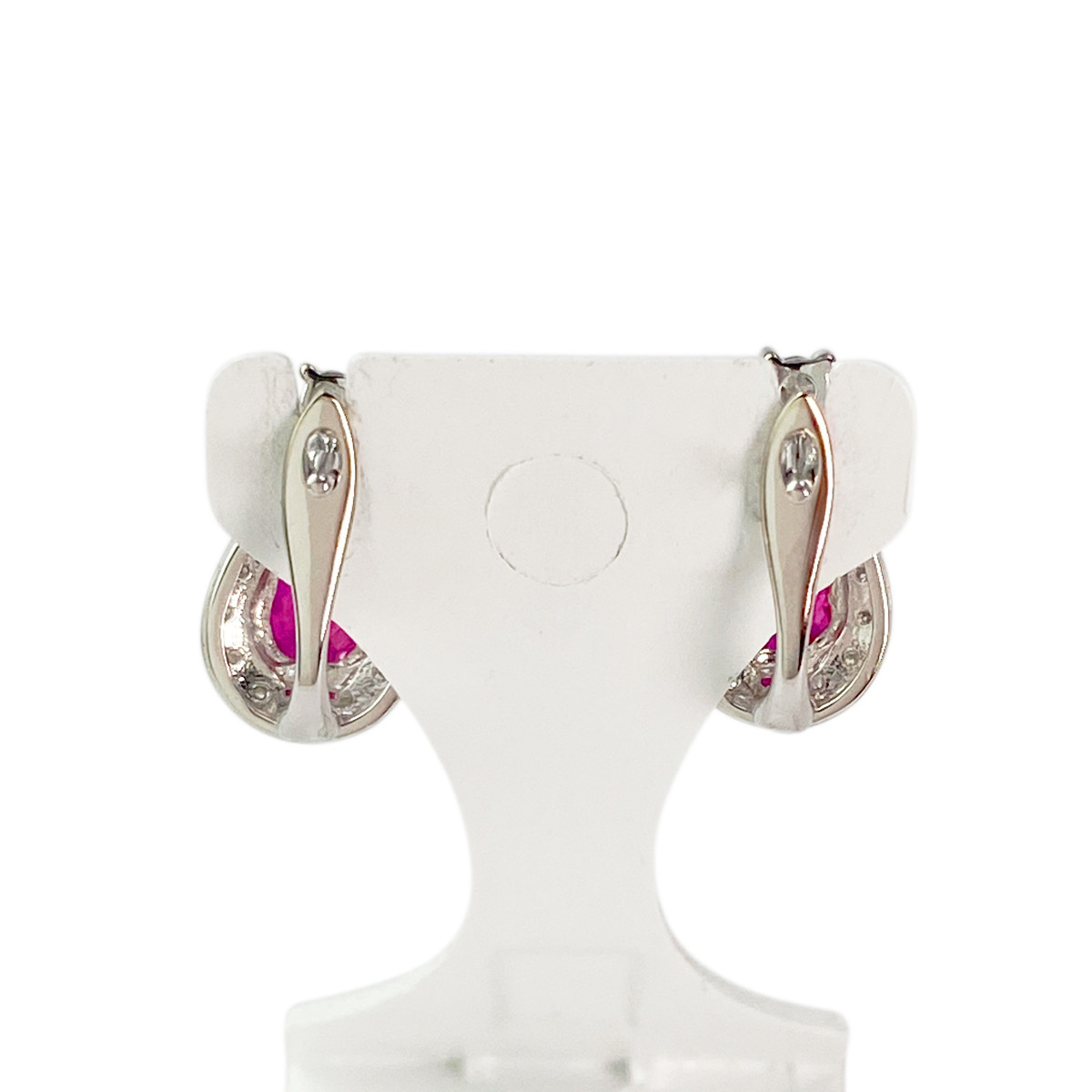 Boucles d'oreilles dormeuses or 750 blanc rubis diamants - vue 3