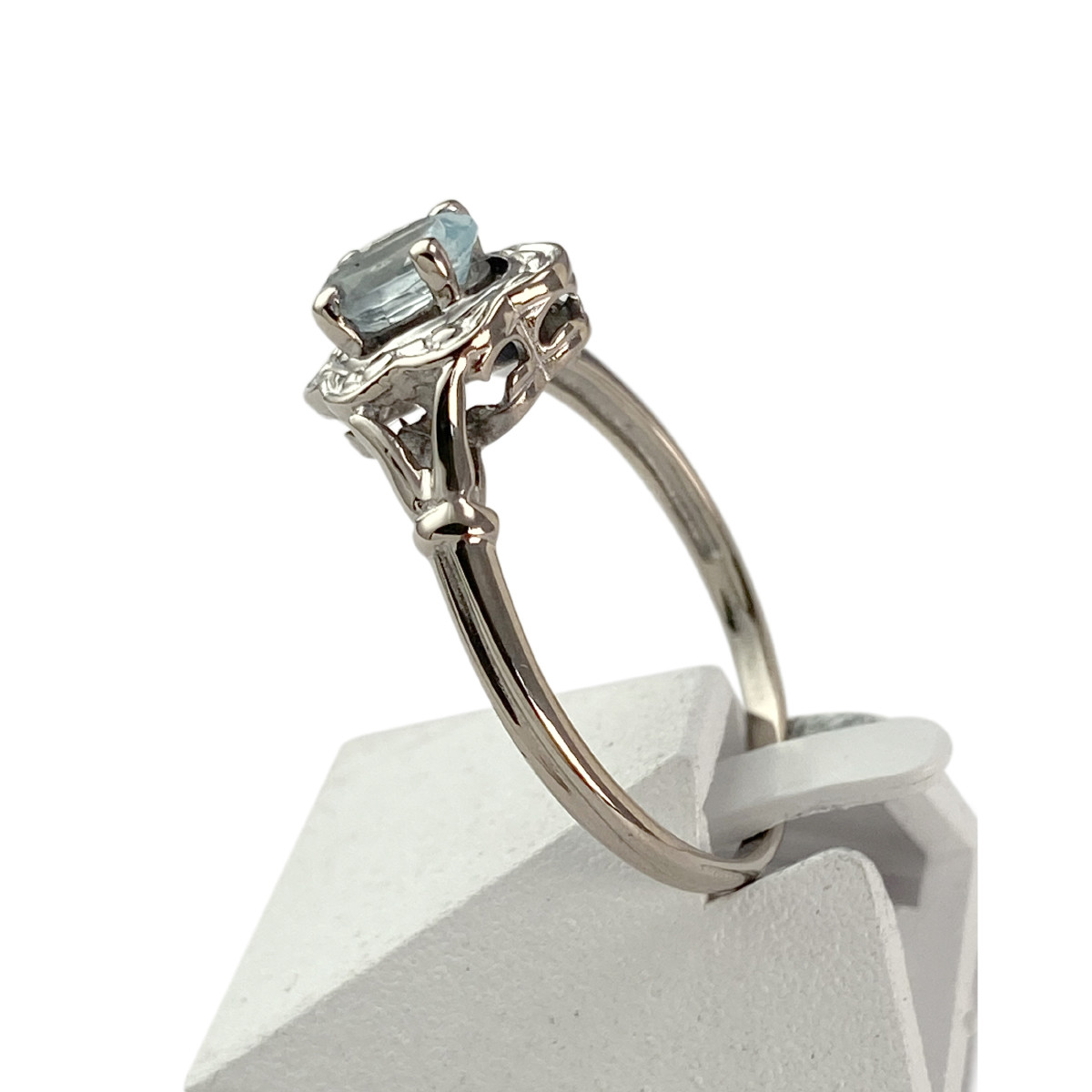 Bague d'occasion or 750 blanc aigue marine - vue 2