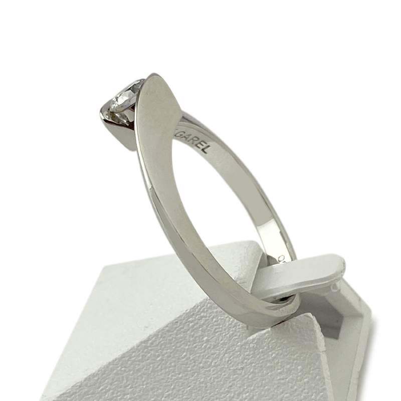 Solitaire Garel d'occasion or 750 blanc diamant - vue 2