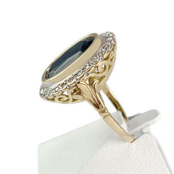 Tweedehands gouden ring 750 2 toon saffier diamant