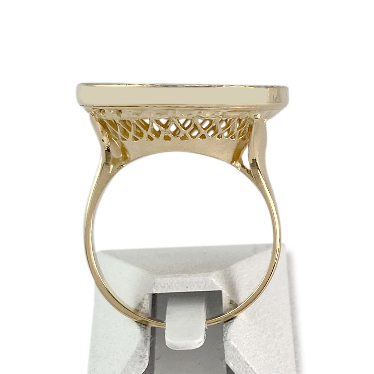 Bague d'occasion or 750 jaune porte pièce 'Napoléon III 10 francs 1864' - vue 3