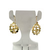 Boucles d'oreilles d'occasion or 750 jaune fleur saphirs - vue V3