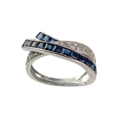 Bague d'occasion or 750 blanc diamants saphirs