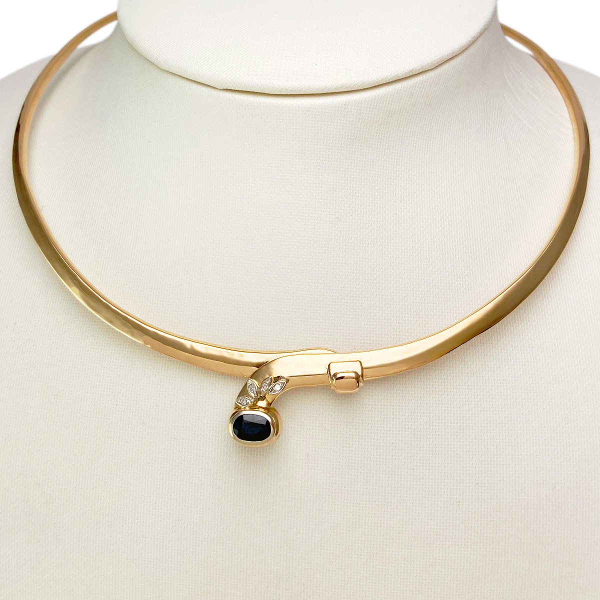 Collier d'occasion or 750 jaune saphir diamants - vue 2