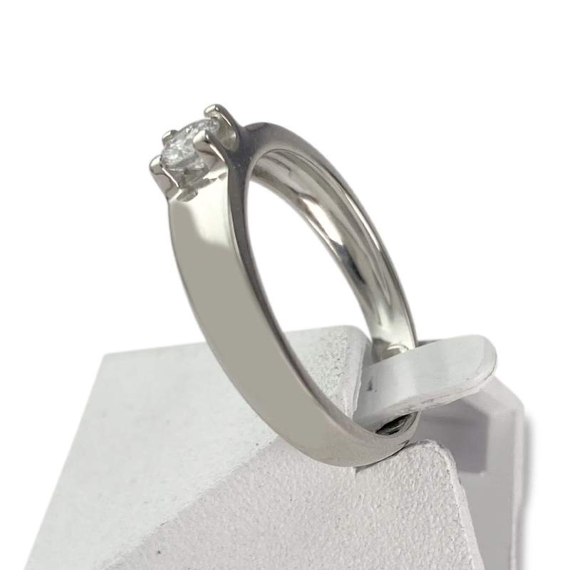 Solitaire d'occasion or 750 blanc diamant - vue 2