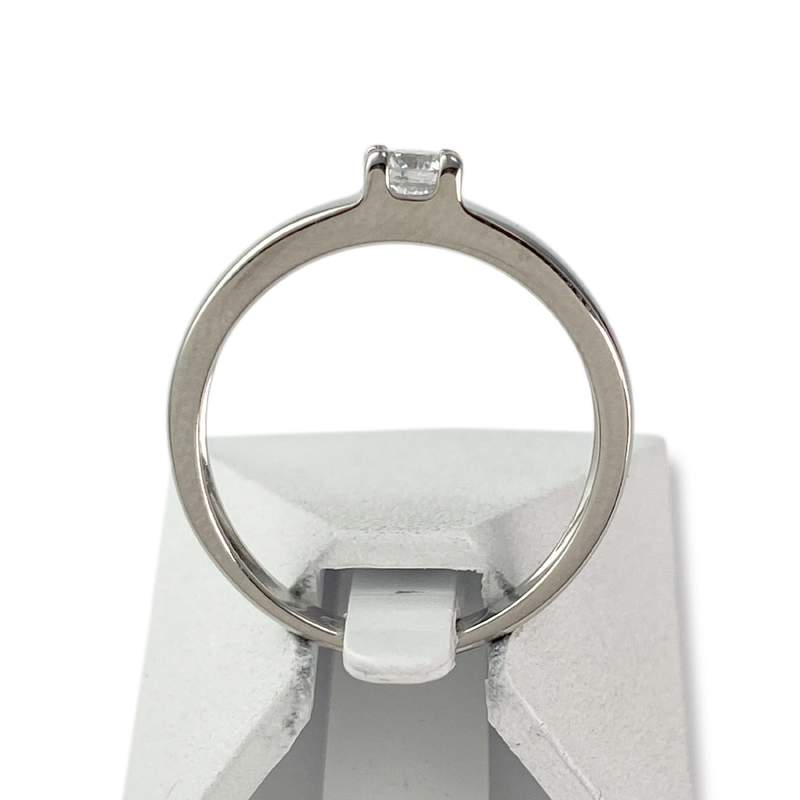 Solitaire d'occasion or 750 blanc diamant - vue 3