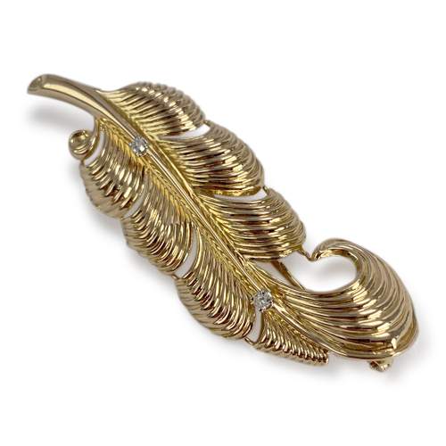 Broche d'occasion or 750 jaune feuille diamants
