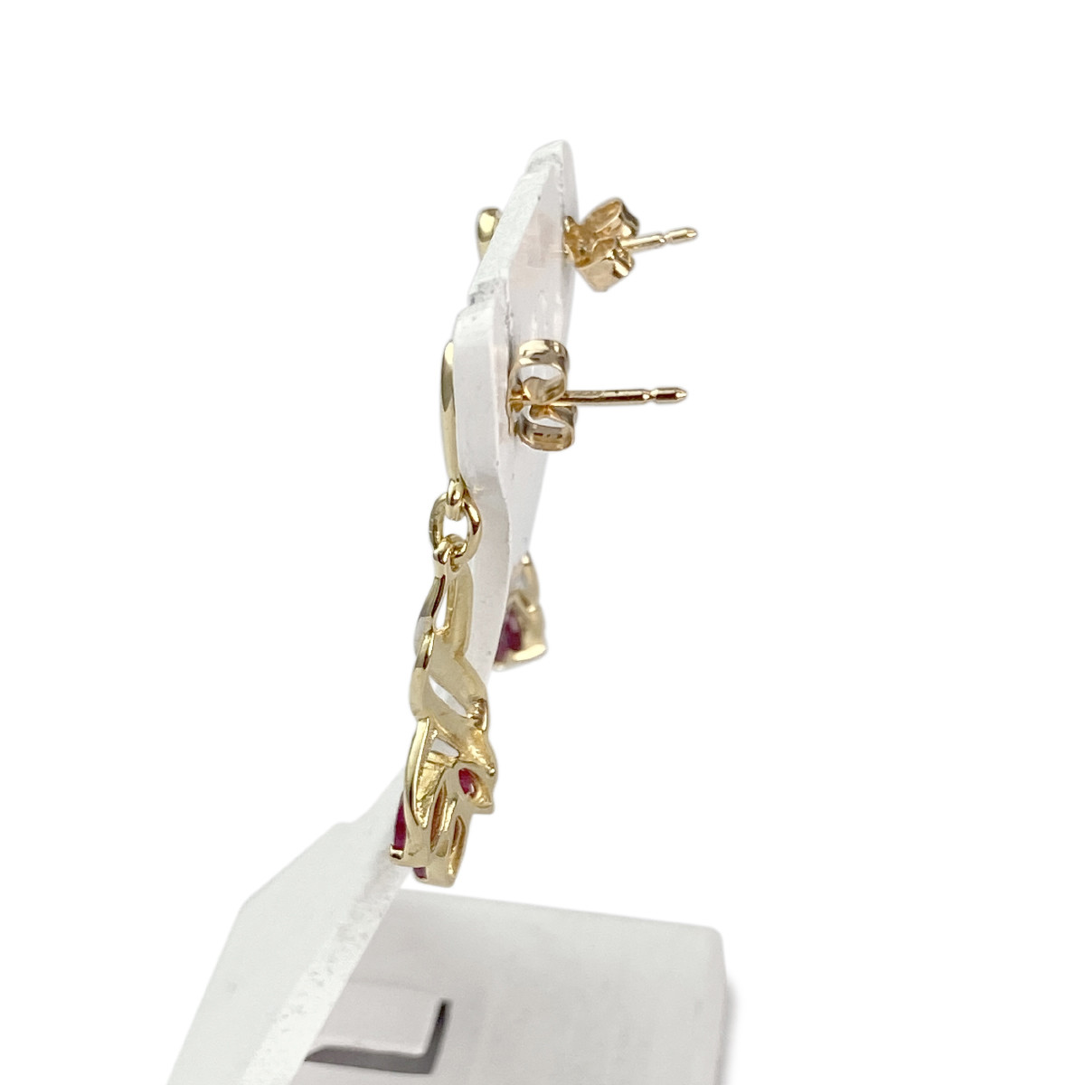 Boucles d'oreilles d'occasion or 750 2 tons rubis - vue 2