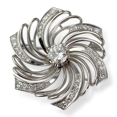 Broche d'occasion or 750 blanc fleur diamants