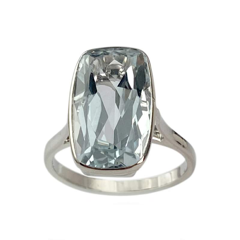 Tweedehands ring van 750 witgoud met aquamarijn - afbeelding 1