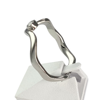 Tweedehands ring van 585 geelgoud met synthetische diamant