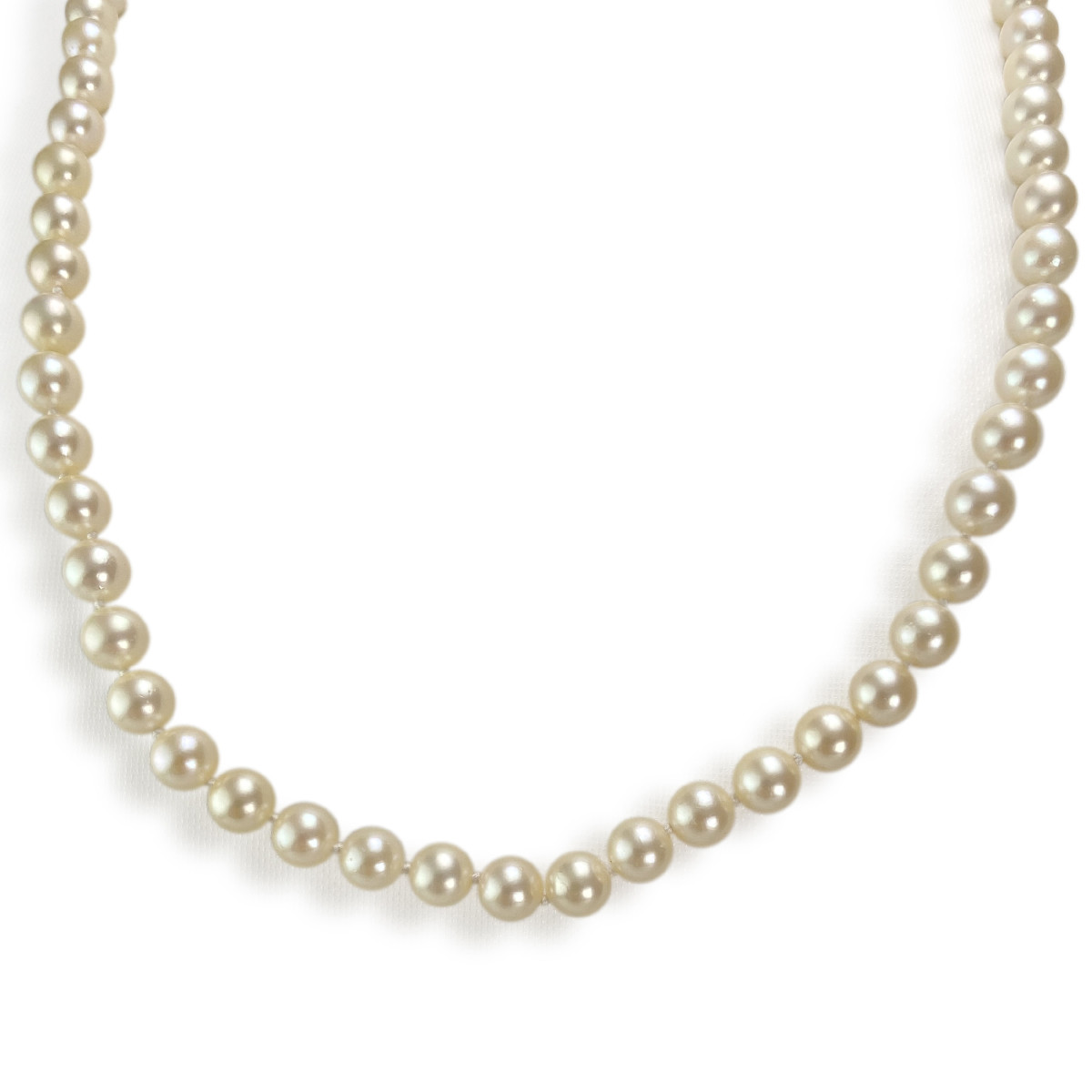 Collier d'occasion or 750 jaune perle de culture du japon