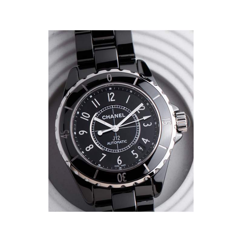 Montre d'occasion CHANEL J12 femme automatique bracelet céramique - vue D4