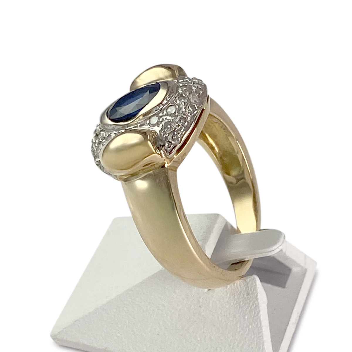 Tweedehands gouden 750 gele saffier diamanten ring - bekijk 2