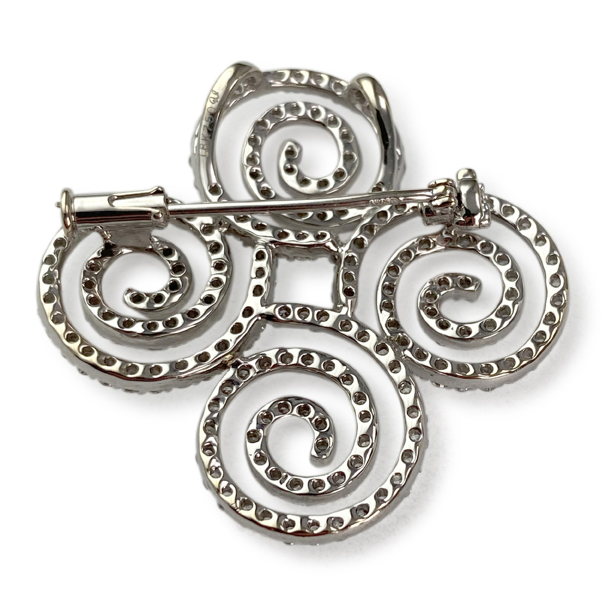 Broche d'occasion or 750 blanc diamants - vue 2