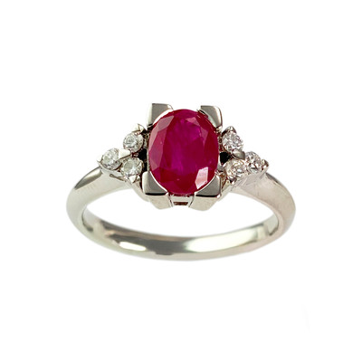 Bague d'occasion or 750 blanc rubis diamants - vue 1