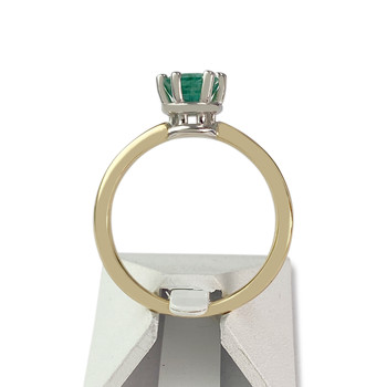 Tweekleurige solitaire ring van 585 goud met smaragd