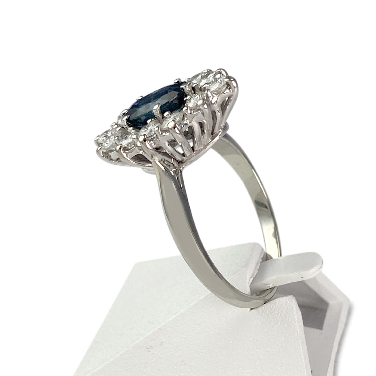 Bague d'occasion or 750 jaune saphir diamants - vue 2