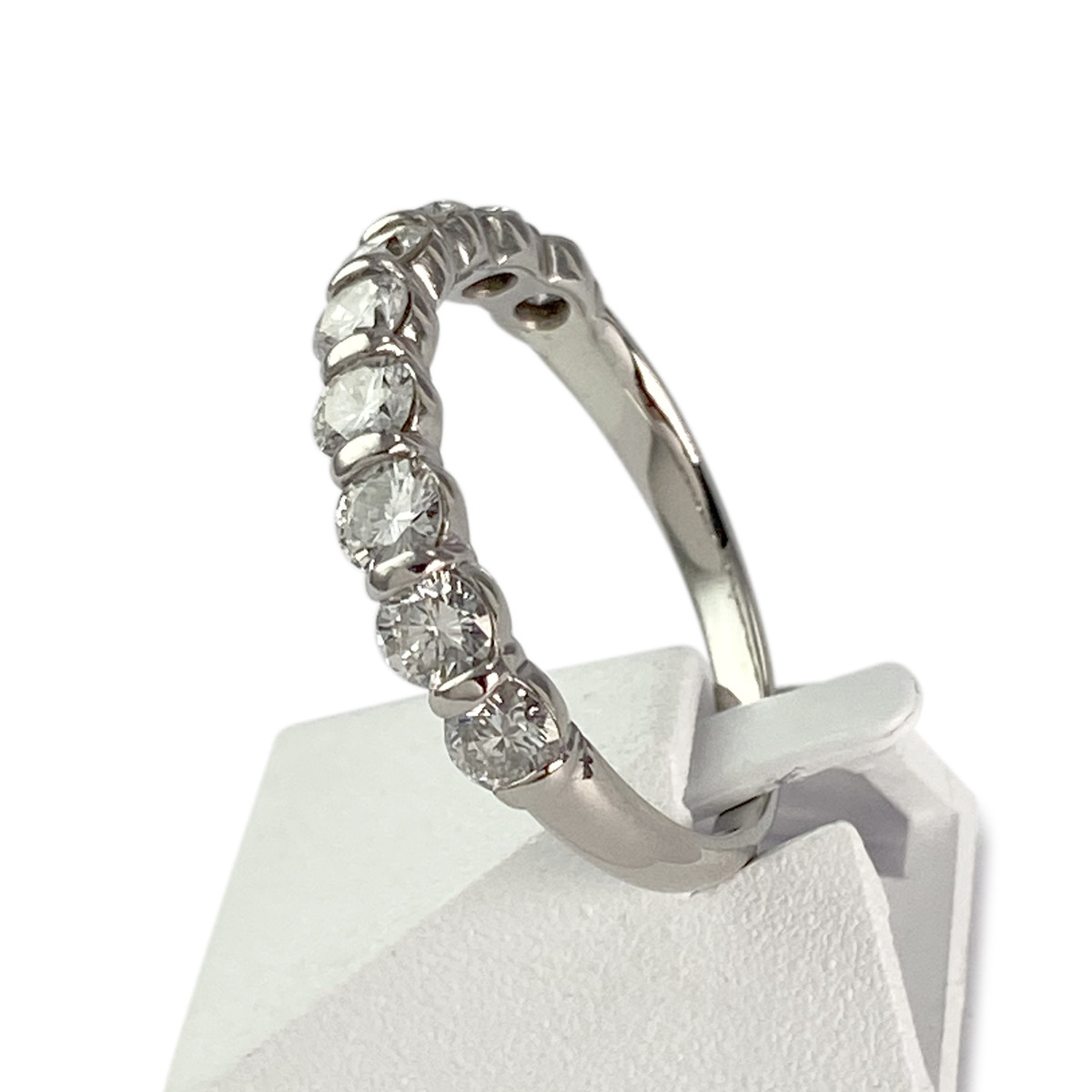 Second hand gold 750 white diamond ring - view 2