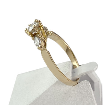 Tweedehands gouden 750 gele diamanten ring