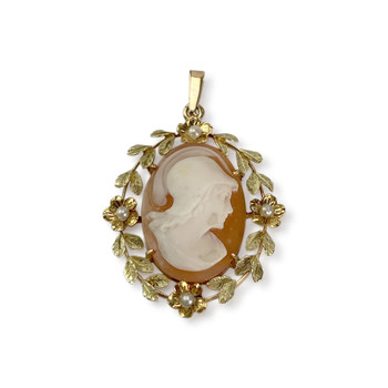 Pendentif d'occasion or 750 jaune perle fine camee
