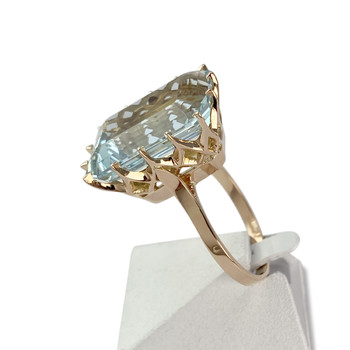 Second hand gold 750 yellow aquamarine ring