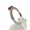 Tweedehands goud 750 witte robijn diamanten ring - vue V2