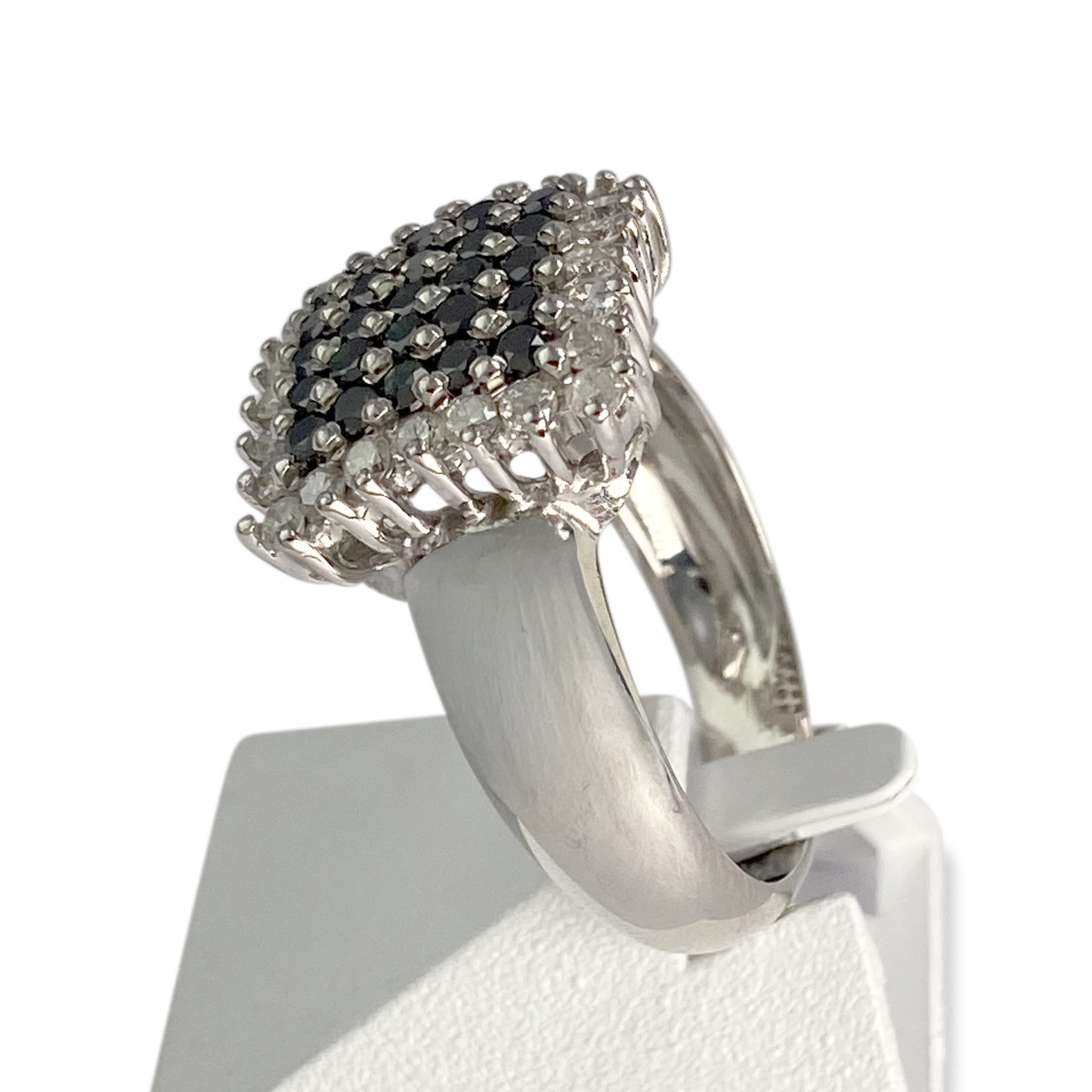 Bague d'occasion or 750 blanc diamant noir - vue 2