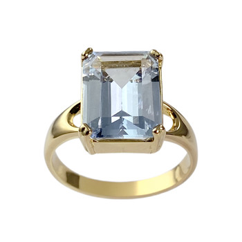Tweedehands ring van 750 geelgoud met spinel