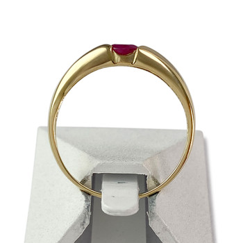 Tweedehands goud 750 gele robijn ring